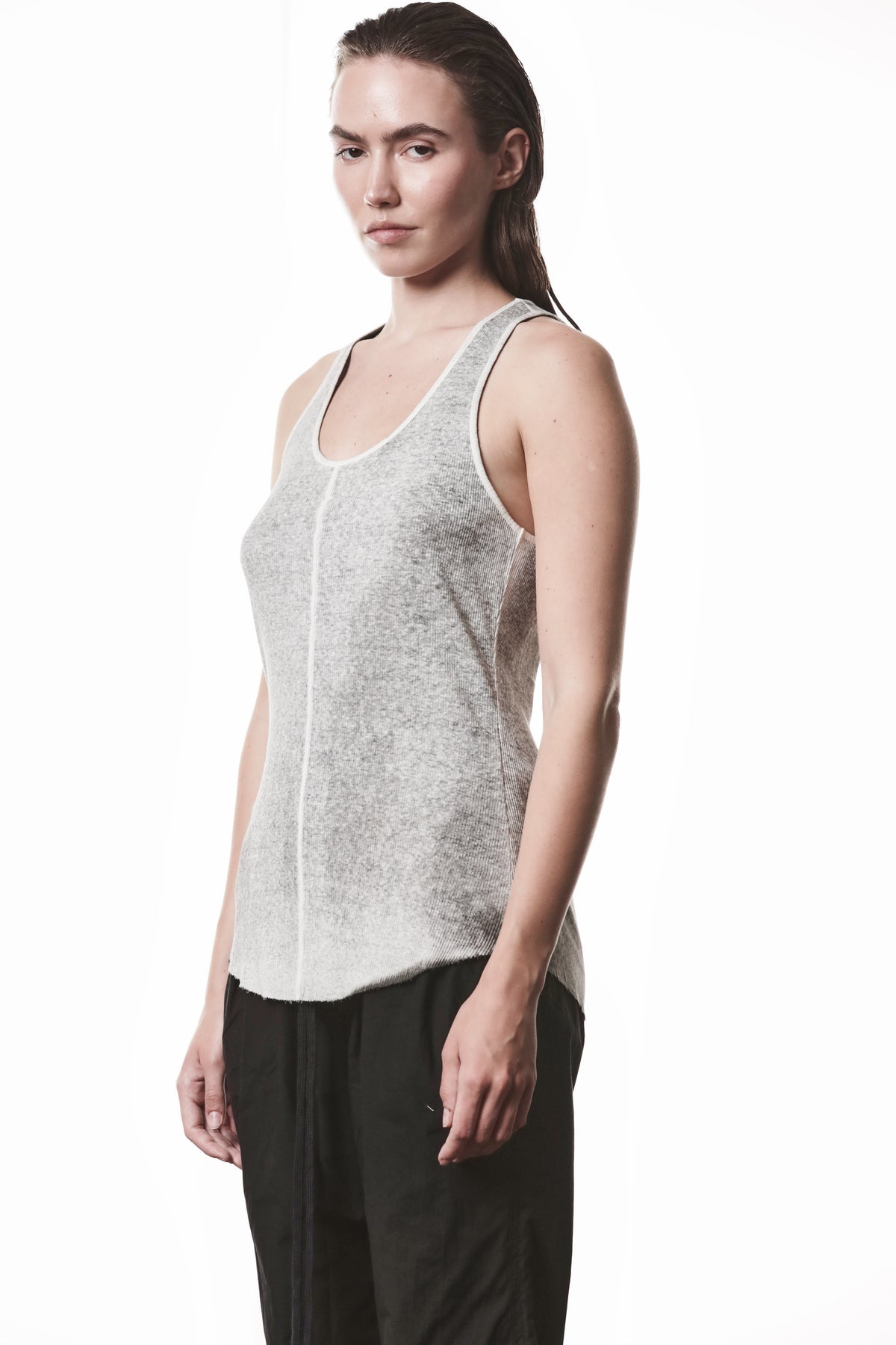 SPRAYED GREY LONG RIB TANK TOP