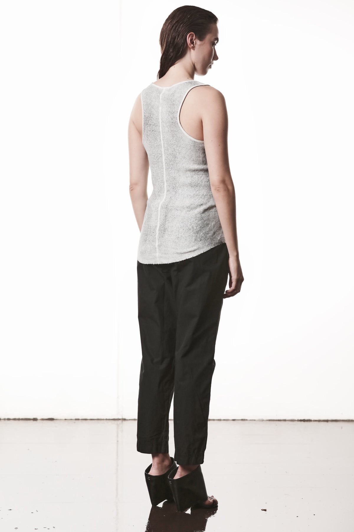 SPRAYED GREY LONG RIB TANK TOP