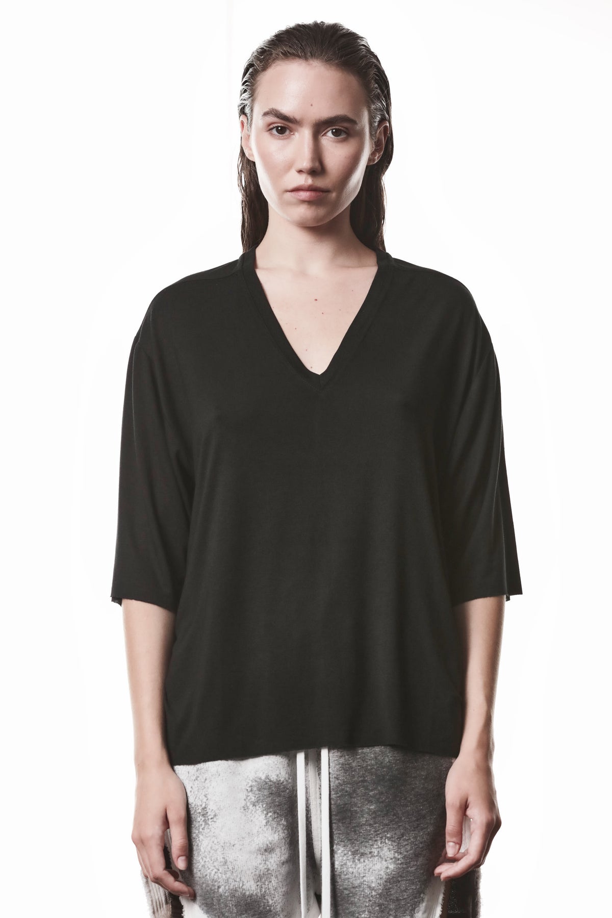 OVERSIZED DEEP V-NECK SHIRT