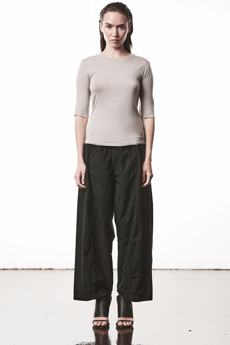 STONE HALF SLEEVES SLIM TEE