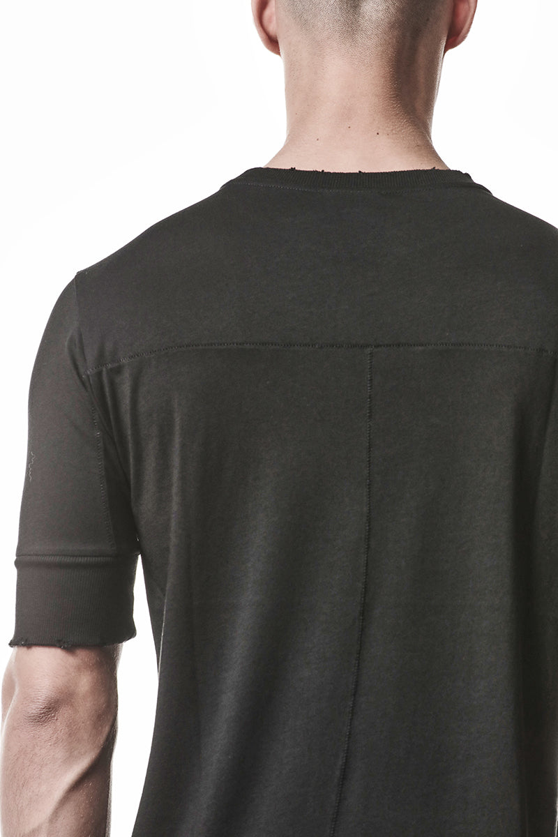 BLACK RIB CUFFS TEE