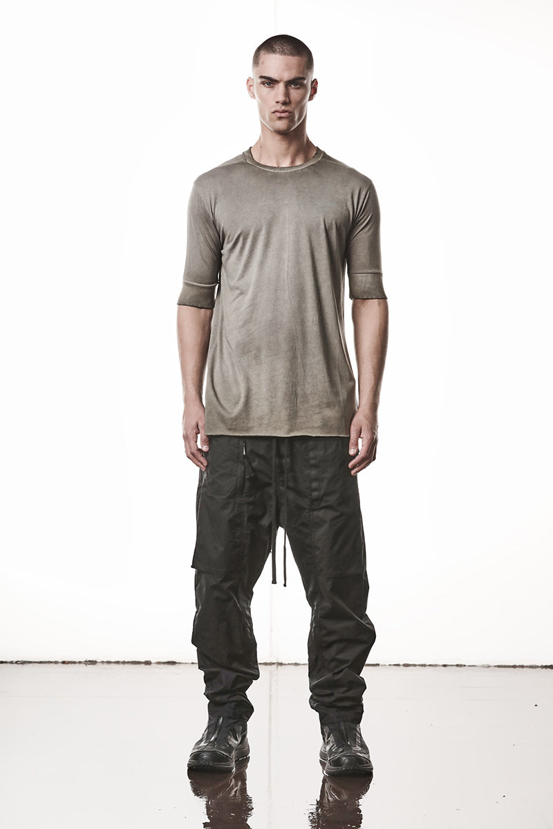 COLD DYED OLIVE RIB CUFFS TEE