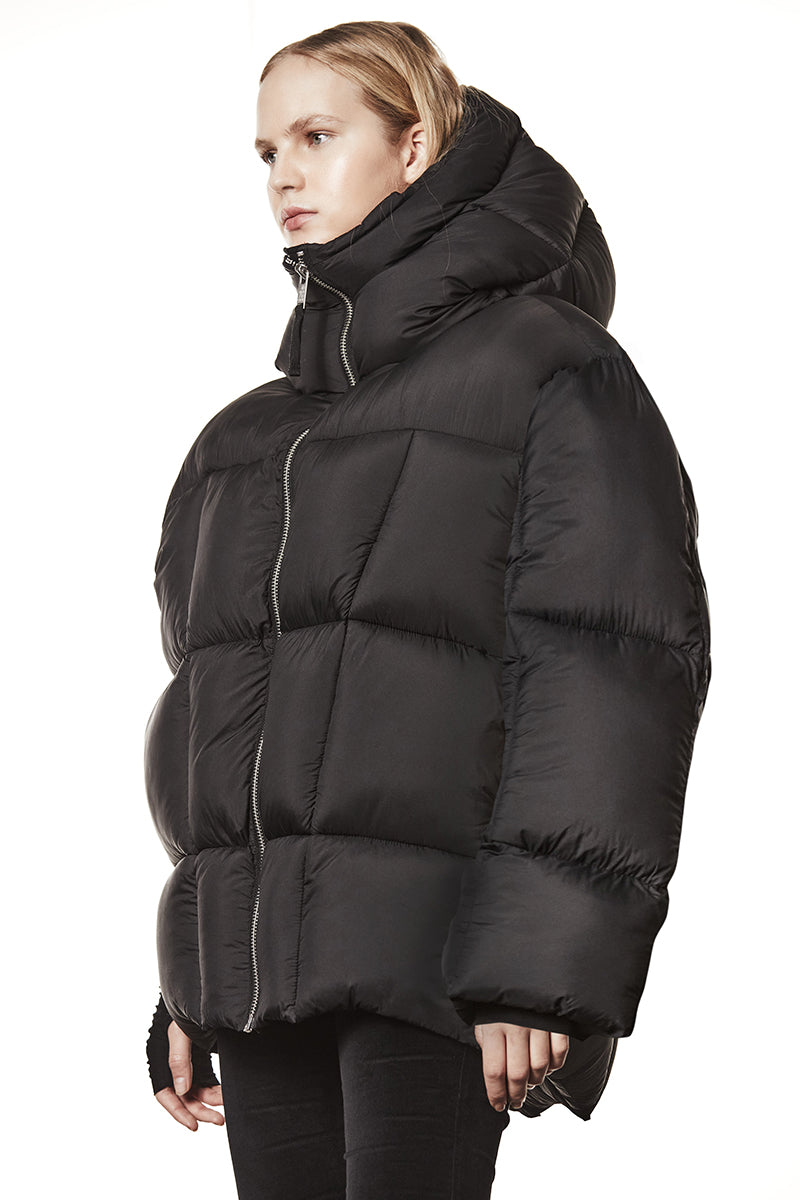 BLACK PUFFER JACKET