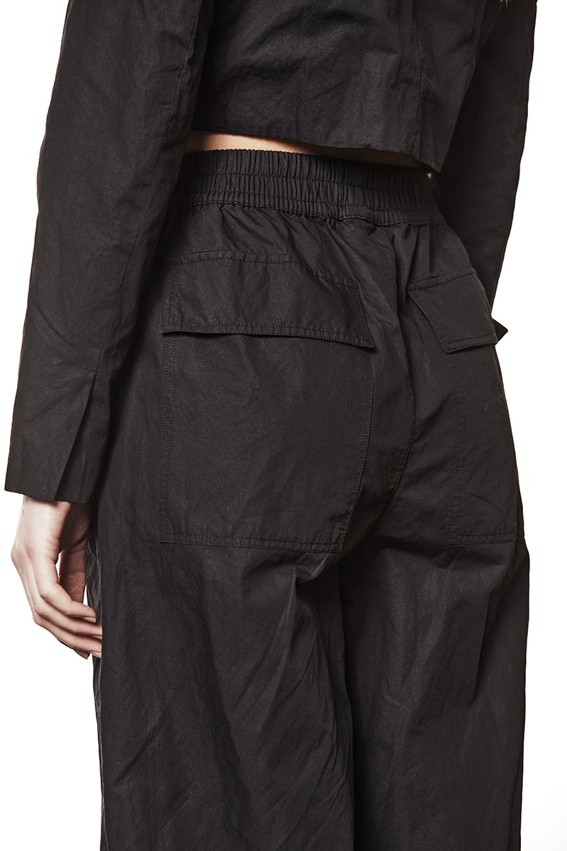 WOVEN TROUSERS WITH METALLIC EFFECT