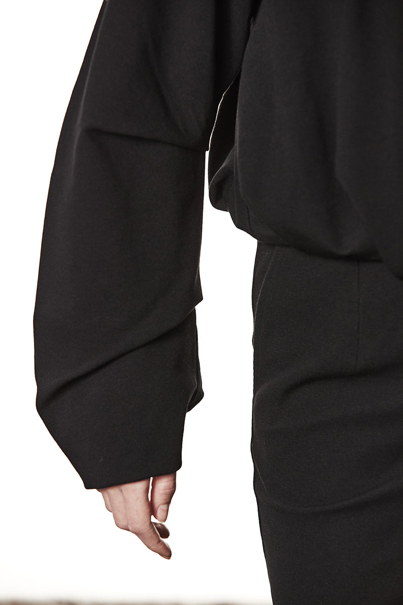 BLACK STRUCTURED SWEAT JACKET