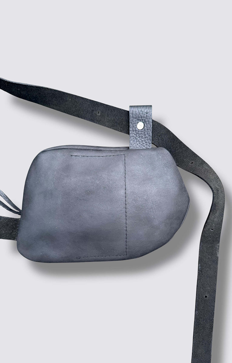COW LEATHER FANNY PACK || 45F
