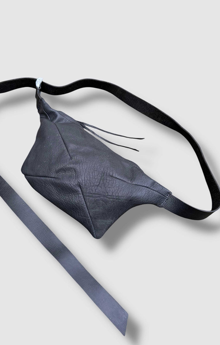 GOAT LEATHER FANNY PACK || 46G