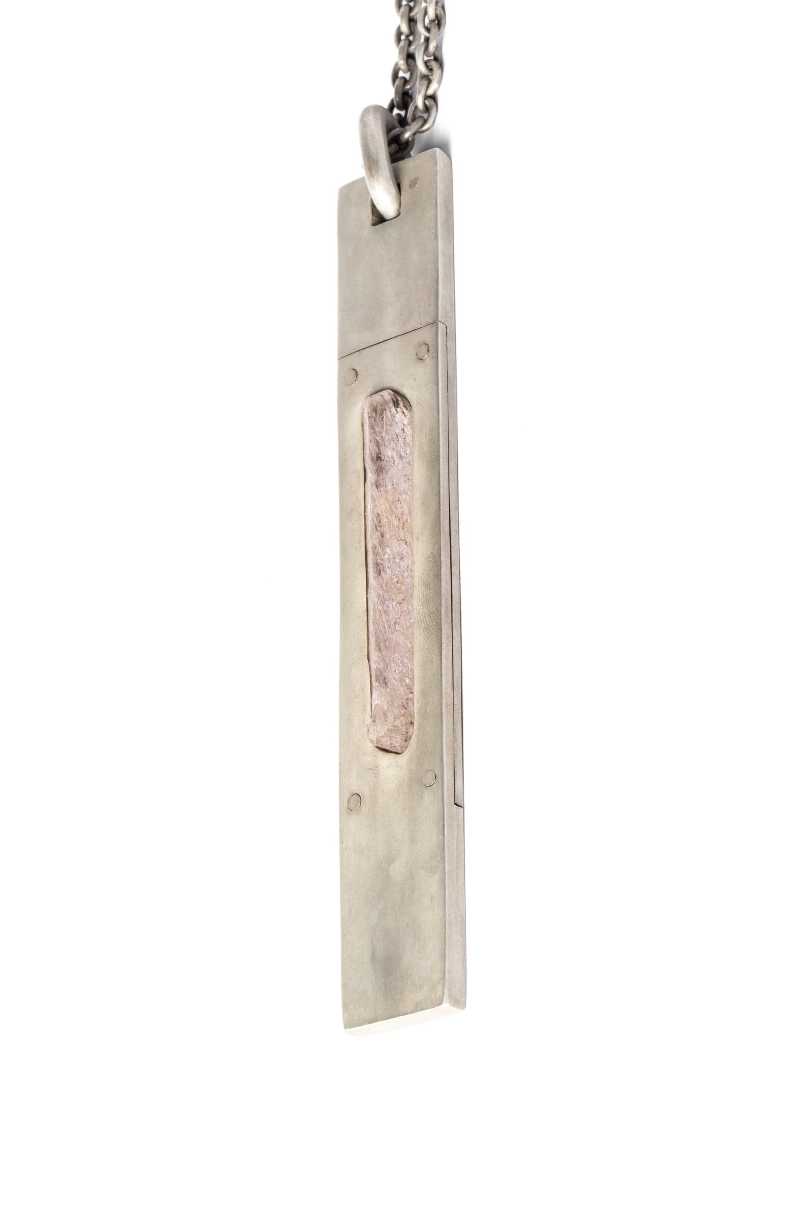 PARTS-OF-FOUR-SHOP-ONLINE-AMULET-NECKLACE-KUNZITE-DA-KUN__3_0C0F77C9-5FF5-4E26-82C0-9C6CDC457C07
