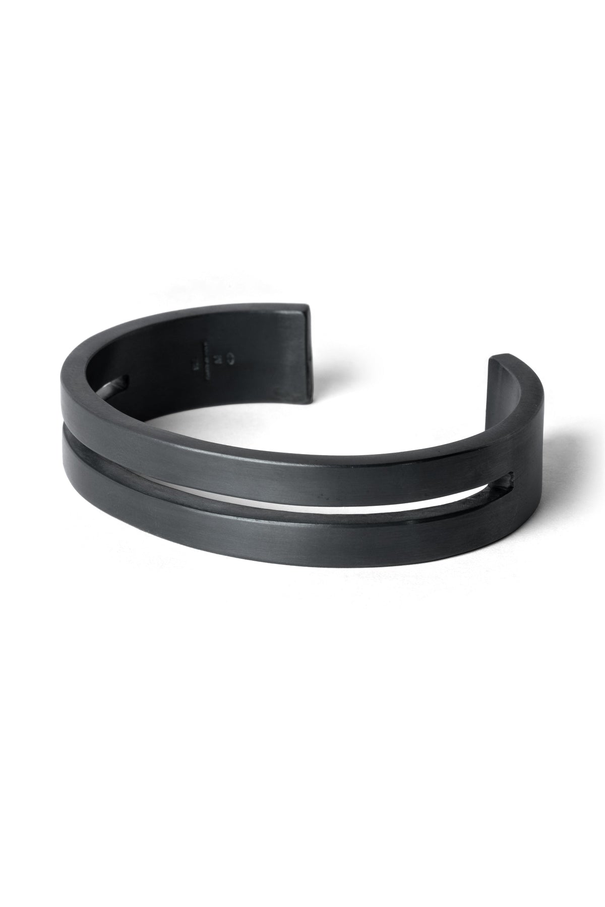 PARTS-OF-FOUR-SHOP-ONLINE-ULTRA-REDUCTION-SLIT-BRACELET-15MM-KA__1_8793354A-DA73-4D47-BB9E-308683649CE1