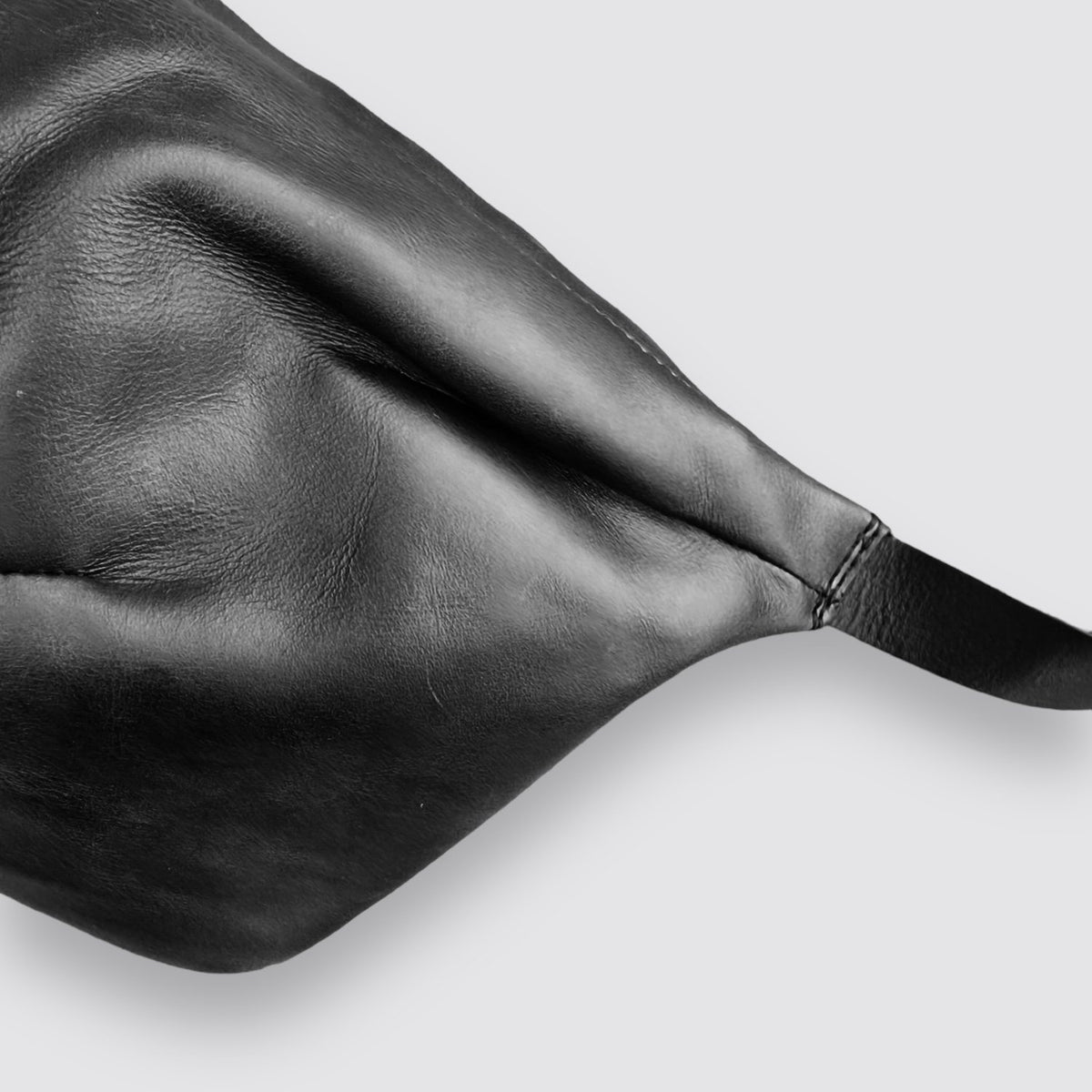 COW LEATHER FANNY PACK || 11P