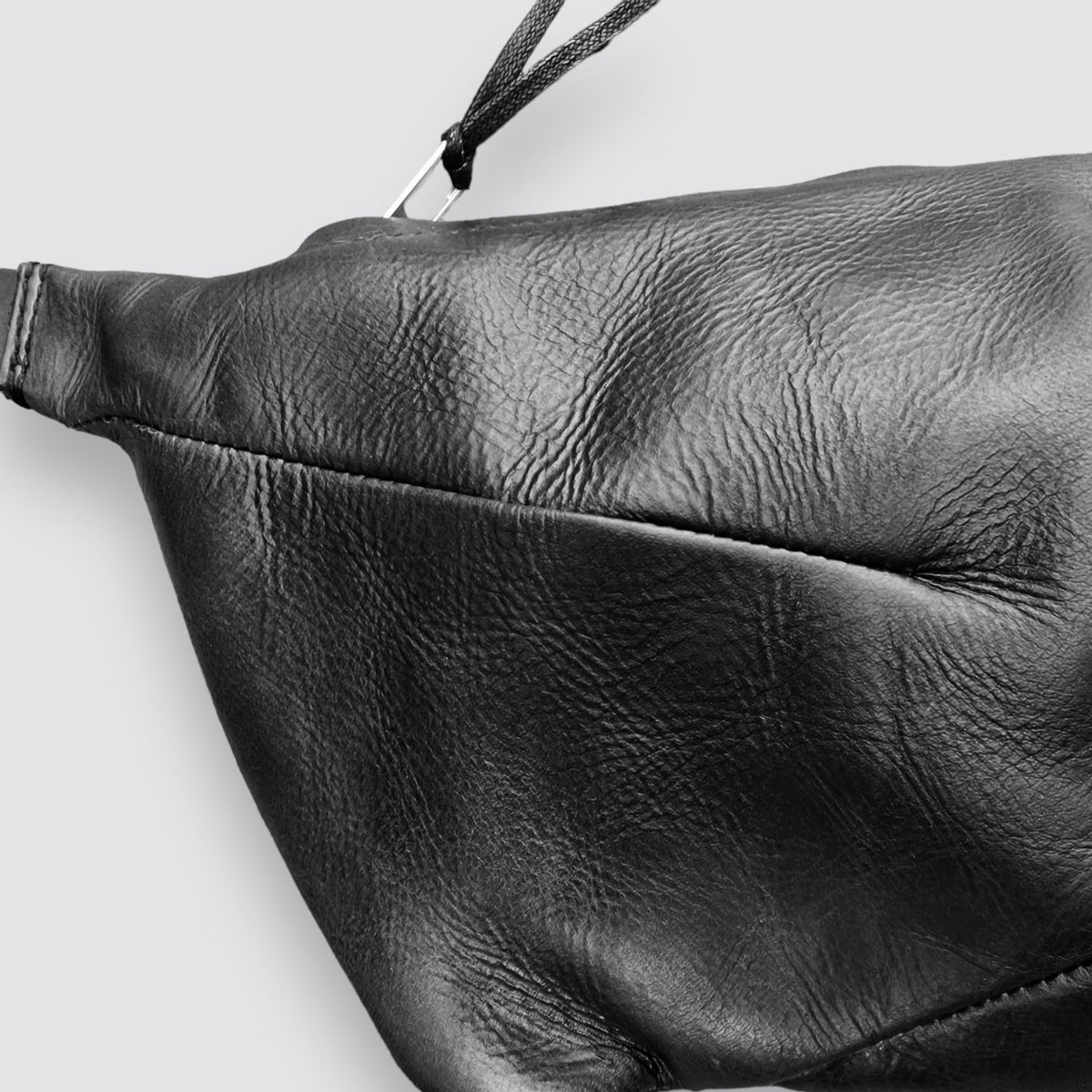 COW LEATHER FANNY PACK || 11P