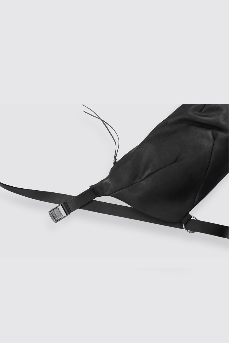 SILKY LEATHER FANNY PACK || 11N