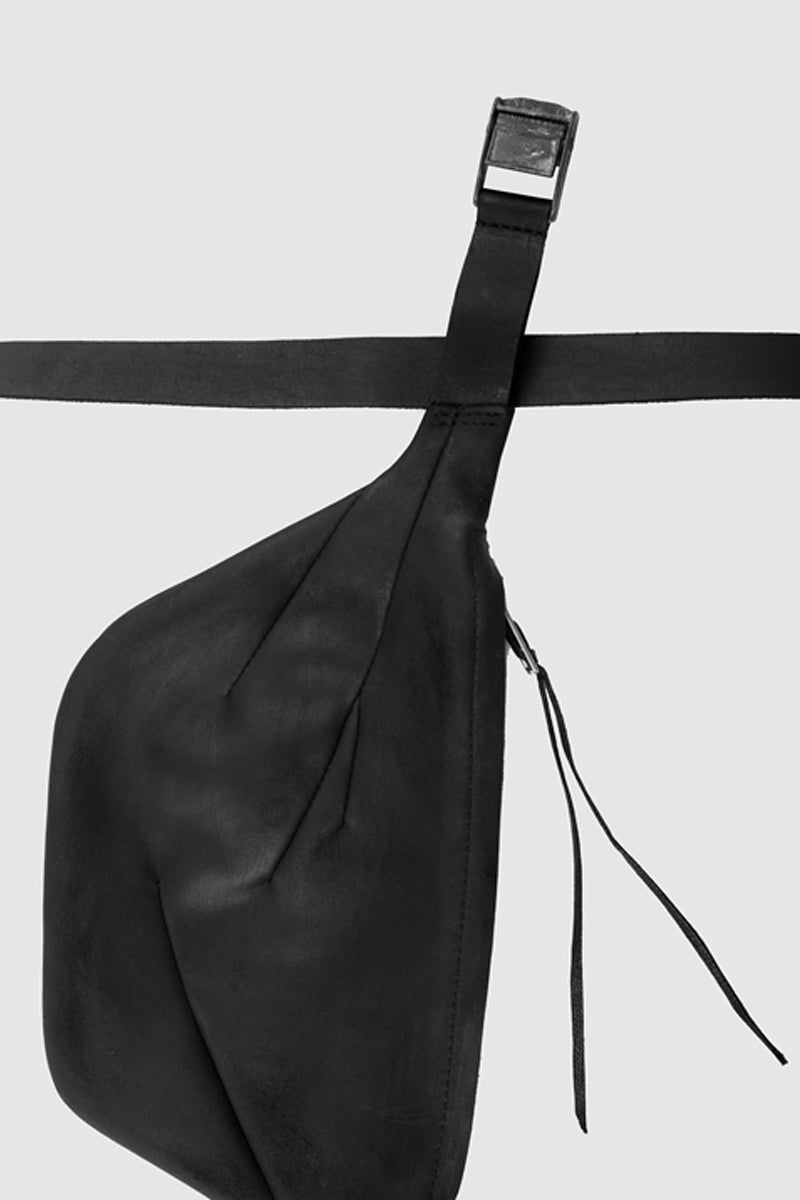 Silky Sanded Nubuck Leather Fanny Pack || 15N